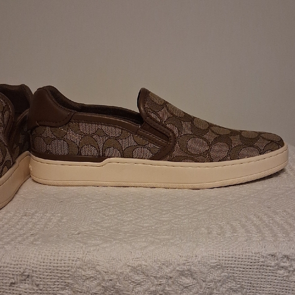 👜 Coach Wells Slip-On Sneakers C4393 👜 👟 Women’s Size 8B | Eco-Chic & Comfy - Picture 9 of 16